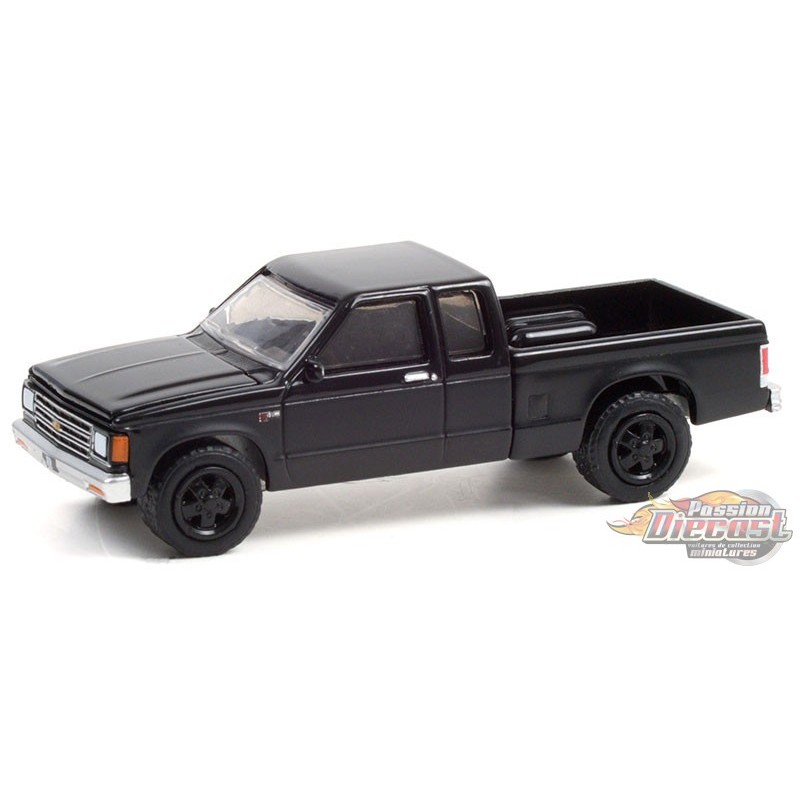 1988 Chevrolet S-10 Extended Cab - Black Bandit Series 25 - 1/64