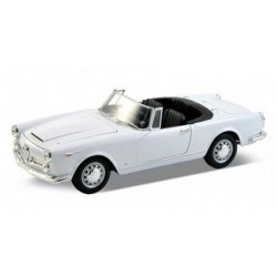 Alfa Romeo Spider 2600 1960 Blanche - welly 1/24 - 24003 - Passion diecast 