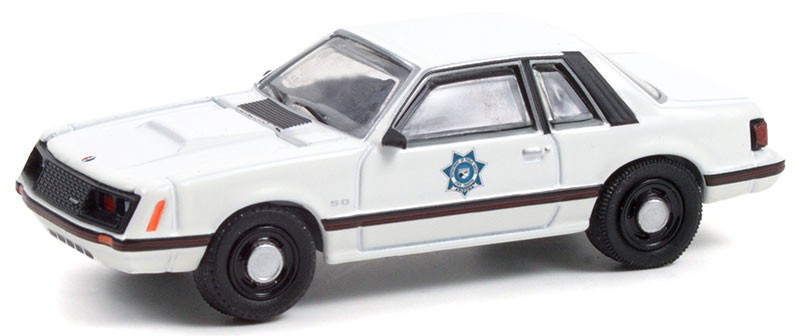 1982 Ford Mustang SSP - Arizona Department of Public Safety - Hot Pursuit  39 - 1 /64 Greenlight - 42970 A - Passion Diecast