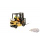 Caterpillar Chariot élévateur P5000- Série Core Classics -  Diecast Master 1/25- 85223C- Passion Diecast 