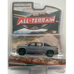 2020 Chevrolet Silverado RST  Off-Road Steps et Sport Bar - All-T  Series 11 - 1/64 GREENMACHINE - 35190 FGR