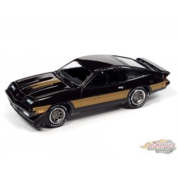 (Online only) 1980 Chevrolet Monza Spyder bordeaux foncé / bandes dorées Classic Gold 2021 Johnny Lightning 1:64 - JLCG024 AE