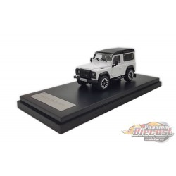 (Web Only) 2018 Land Rover Defender 90 works V8 70th Edition Diecast model car - Blanc - LCD Models 1:64 - 64016 WH