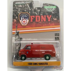1989 GMC Vandura - Unité de communication sur le terrain du FDNY - 1/64 GREENMACHINE -30277GR Passion Diecast