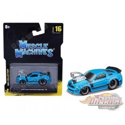 2013 Ford Mustang Boss 302 Bleu - Maisto  Muscle Machines 1/64 - 15544BL - Passion Diecast 