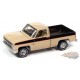 1985 Chevrolet Silverado beige bandes et marron foncé  - Auto World 1/64 - AWSP087 B -  Passion Diecast 