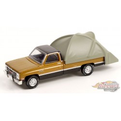 1984 GMC Sierra Classic with Modern Truck Bed Tent - The Great Outdoors Series 1- Greenlight 1-64 - 38010 C