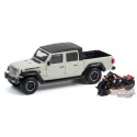 2020 Jeep Gladiator Rubicon with 2020 Indian Scout - The Hobby Shop Series 12 - 1/64 Greenlight - 97120 F