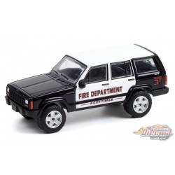 2000 Jeep Cherokee - Scottdale, Pennsylvania Fire Department - Fire & Rescue Series 2 -Greenlight 1/64 -67020 D-Passion Diecast