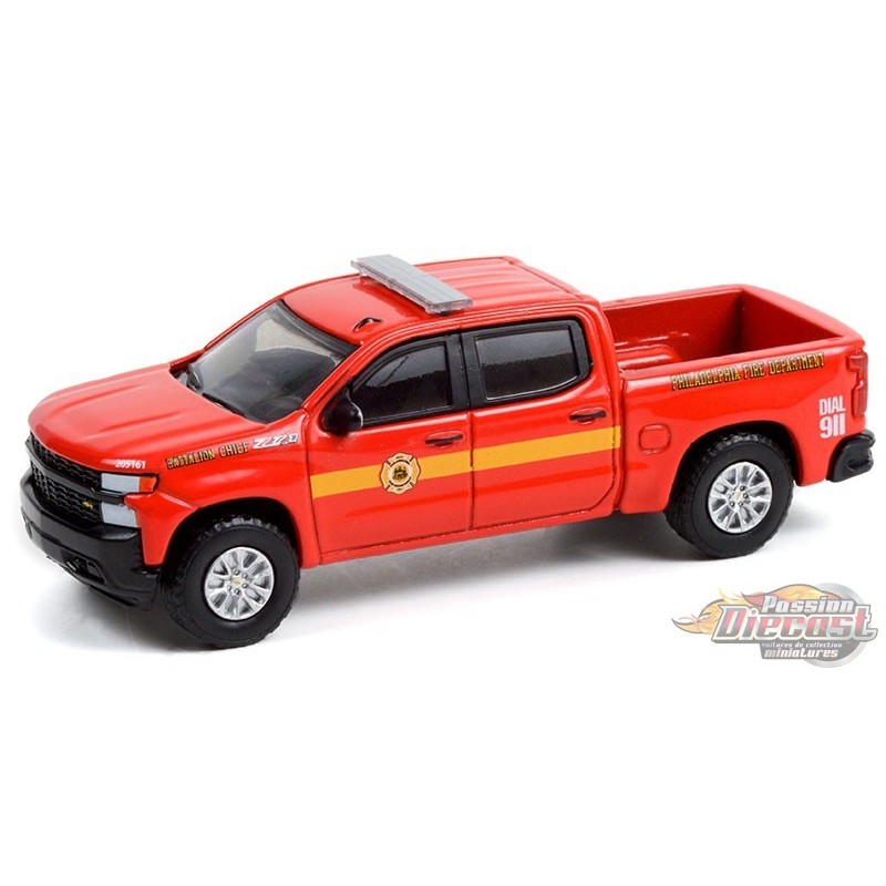2020 Chevrolet Silverado Z71- Philadelphia Fire Department Battalion Chief  - Fire & Rescue Series 2 - Greenlight 1/64 - 67020 Ft