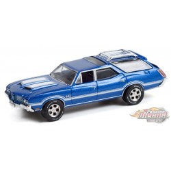 1972 Oldsmobile Vista Crusier - 442 Tribute - Estate Wagons Series 7 - 1/64  Greenlight - 36040 D