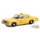 1984 Dodge Diplomat Taxi - Hollywood Special Edition Thelma & Louise - 1/64 Greenlight - 44945 F Passion Diecast 
