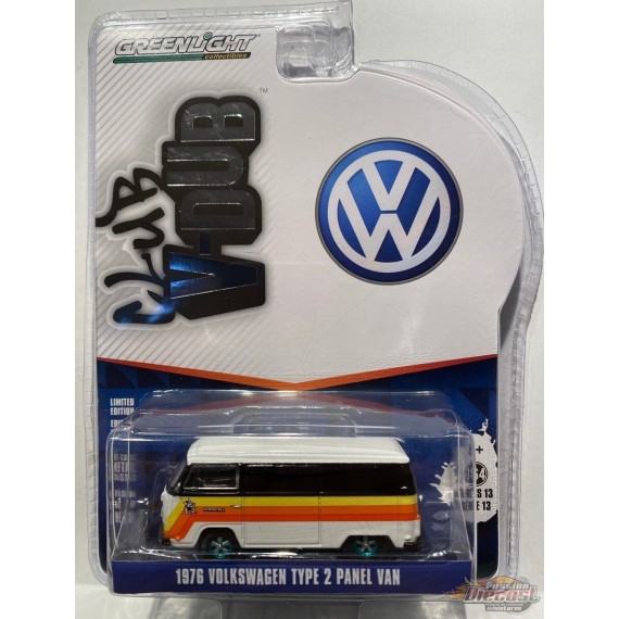 1976 Volkswagen Type 2 - Armor All  - Club Vee-Dub Series 13  GREENMACHINE 1/64 - 36030 BGR Passion Diecast