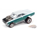 1966 Chevrolet Chevelle in Pearl White & Metallic Green - Zinger - Johnny Lightning 1:64 - JLSP208 B