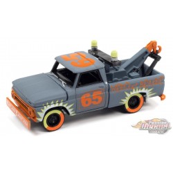 1965 Chevy Truck Dépanneuse en Flat Smoke Blue-Gris - Demolition Derby - Johnny Lightning 1:64 - JLSP209 A