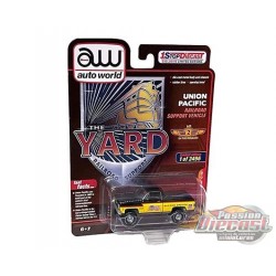 1973 Chevrolet C10 YARD Union Pacific Railroad Support Vehicle Limited 2,496 - Auto World 1:64 - CP7789 -  Passion Diecast 