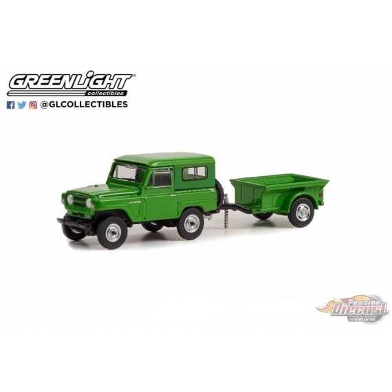 1972 Nissan Patrol and 1/4 Ton Cargo Trailer - Hitch & Tow 25 1/64 Greenlight - 32250 A
