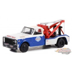 1969 Chevrolet C-30 Dually Wrecker - Orville's Day & Nite Service - Dually Drivers 9 - Greenlight 1/64 -46090 B-Passion Diecast