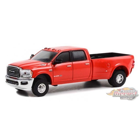 2021 Ram 3500 Dually - Flame Red Clear-Coat - Limited Longhorn Edition - Dually Drivers 9 -Greenlight 1-64 -46090 E - Diecast