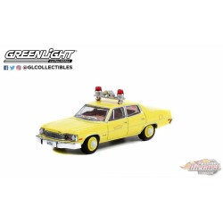 Dallas, Texas - 1977 AMC Matador - Fire & Rescue Series 3 - 1/64 Greenlight - 67030 B Passion Diecast 