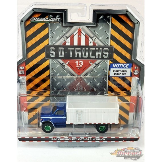 CHASE CAR1980 Chevrolet C-70 Grain Truck - Blue Poly Cab / White Bed - SD Trucks 13 - Greenlight  1/64 - GL-45130 AGR