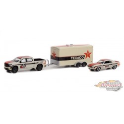 Chevrolet Silverado 2021 et Chevrolet Camaro RS 1969 - sur remorque à plat - Texaco - 1/64 Greenlight - 31140 C