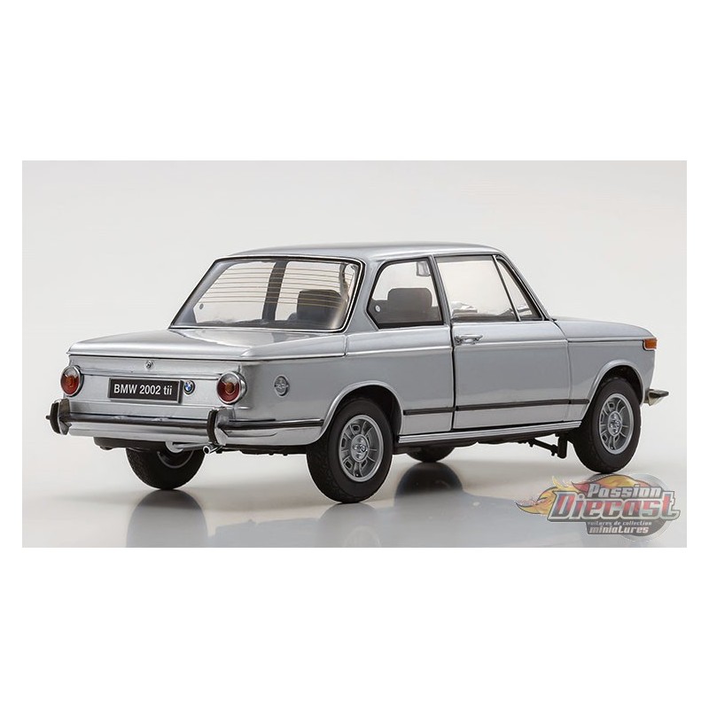 BMW 2002 TII Silver - KYOSHO1/18 - K08543S - Passion Diecast