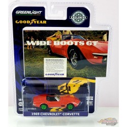 CHASE CAR Goodyear Vintage Ad Cars - 1969 Chevrolet Corvette - Wide Boots Wide Hobby Exclusive - 1/64 Greenlight - 30248GR