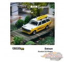 Datsun Bluebird 510 Wagon Mooneyes Moon Equipped with Surfboard - Tarmac Works - Global 64  - 1/64 - T64G-026-ME1
