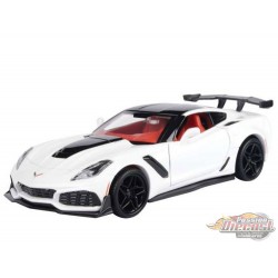 History of Corvette - 2019 Chevrolet Corvette C7 ZR1 (White with red inteior) - Motormax - 1/24 - 79356HC WHRD