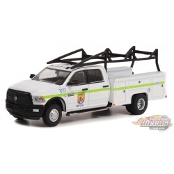San Diego County Fire 2018 Ram 3500 Dually Service Bed - Dually Drivers Series 10 - 1/64 Greenlight - 46100 E Passion Diecast 