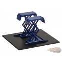 Lift in Blue - Auto Body Shop - Automotive Double Scissor Lifts Series 1 - Greenlight 1/64 - 16160 A