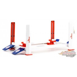 Four-Post Lift - Chevron - Greenlight - 1/18 - 13637 Passion Diecast 
