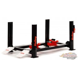 Four-Post Lift - Holley Performance - Greenlight - 1/18 - 13638