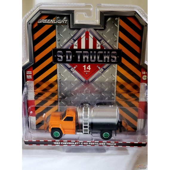 CHASE CAR 1982 Chevrolet C-60 Fertilizer Truck - Orange Cab / Silver Tank - SD Trucks 14 - Greenlight  1/64 - 45140 AGR