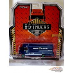 Green Machine  (NYPD) Auxillary Patrol Support - 2019 Step Van - 2019 Step Van - H.D. Trucks  22 - Greenlight  1/64 - 33220 CGR