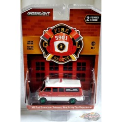 CHASE CAR 1970 Ford Econoline - Paterson, New Jersey Fire Department - Fire & Rescue Series 2 - Greenlight 1/64 - 67020 AGR
