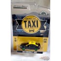 CHASE CAR Santiago, Chile Taxi - 2013 Chevrolet Cruze - Hobby Exclusive - 1/64 Greenlight - 30282GR