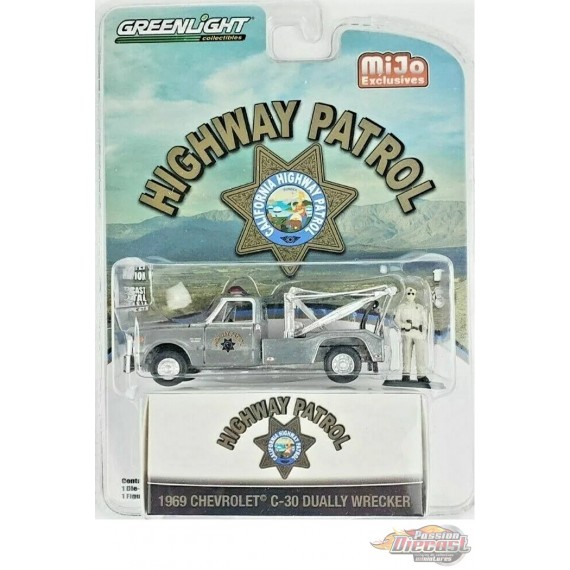 CHASE CAR Greenlight & Mijo Exclusive - 1969 Chevrolet C90 Dually Wrecker California - 1/64 Greenlight - 51423GR