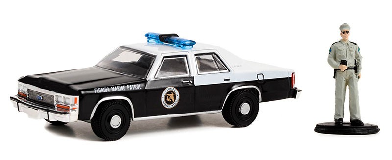 Florida Marine Patrol with Police Officer - 1990 Ford LTD Crown Victoria -  The Hobby Shop Series 14 - 1/64 Greenlight - 97140 D