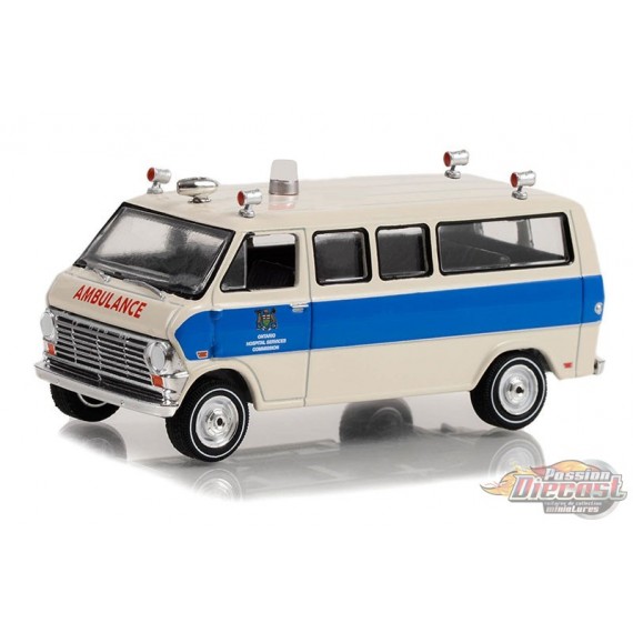 Ontario, Canada - 1969 Ford Econoline Ambulance - First Responders Series 1 - 1/64 Greenlight - 67040 A