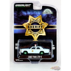 GreenMachine 1982 Ford LTD-S - County Sheriff  Hobby Exclusive - 1/64 Greenlight - 30304GR
