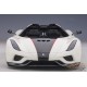 Koenigsegg Regera Blanc/Carbone avec accent rouge - Autoart 1/18 - 79027- Passion Diecast