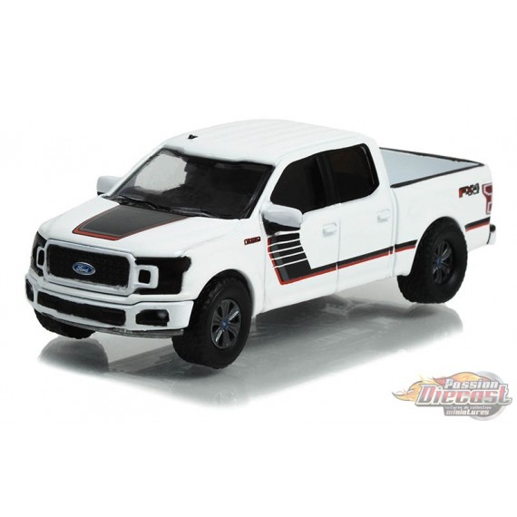 2018 Ford F 150 Lariat FX4 Pickup Special Edition Package All Terrain Series 14 1 64 Greenlight 35250 D Passion Diecast