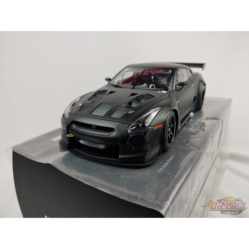 オートアート 1/18 81077 日産GTR FIA マットブラック