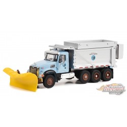 Camion à benne Mack Granite 2019 avec chasse-neige et épandeur de sel - Super Duty Trucks Series 17 - Greenlight 1/64 - 45170 B