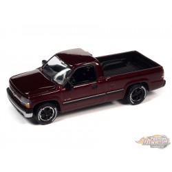 2002 Chevrolet Silverado in Dark Red Metallic - Johnny Lightning 1/64 - JLSP281 B