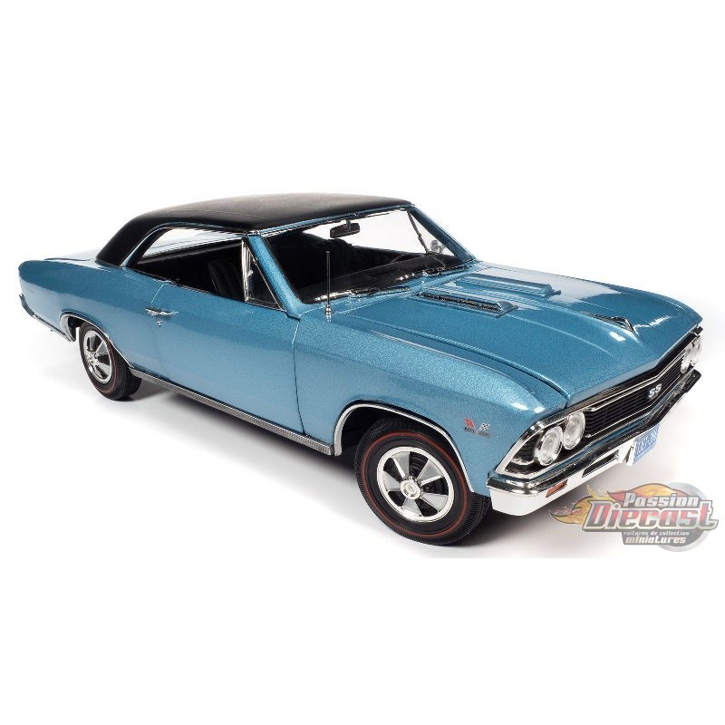 1966 Chevrolet Chevelle SS 396 Hardtop en bleu clair - Auto World