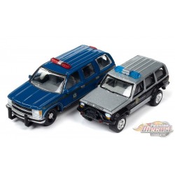 1997 Chevrolet Tahoe & Jeep Cherokee American Heroes - Set de 2 - Johnny Lightning 1:64 - JLSP277 B