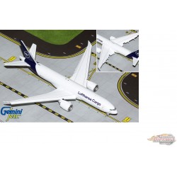 Boeing 777-200LRF / Lufthansa D-ALFA / Flaps and slats extended / Gemini 1:400 GJDLH2126F